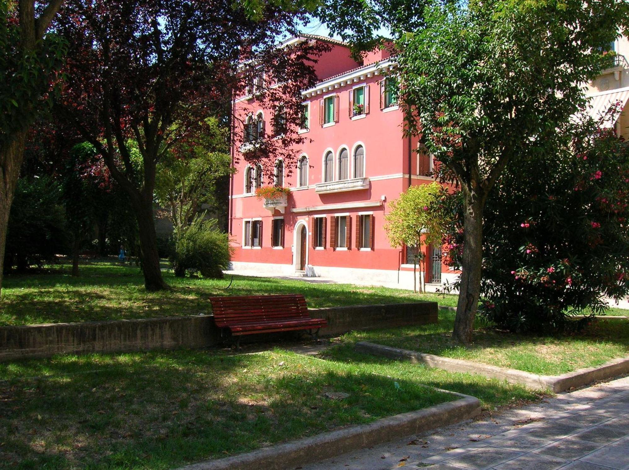 Bed and Breakfast Biennale Венеция Экстерьер фото
